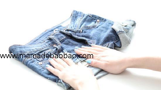 妈妈的朋友用4种方法来将牛仔裤变成牛仔短裤（牛仔裤变成时尚物件）