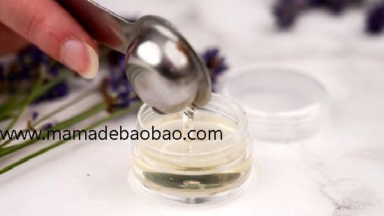 如何制作薰衣草油（制作薰衣草浸泡油）