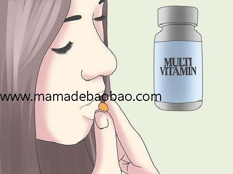 4种方法来让你的皮肤在几分钟内闪耀光泽（面部护理程序）