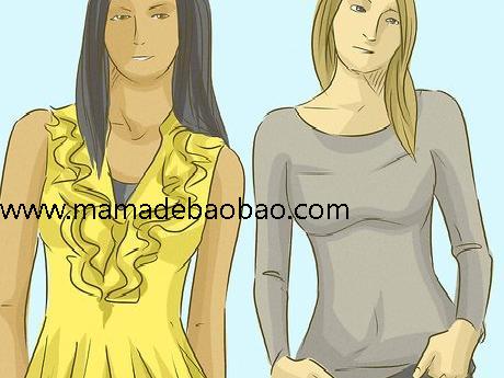 铁女让平胸显得更丰满（运用姿势和运动）