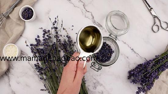 如何制作薰衣草油（制作薰衣草浸泡油）