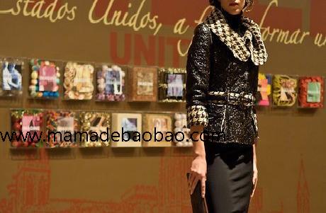 朋友的妈妈用6种方法来打扮得像是在20世纪60年代一样（型的时尚人物）