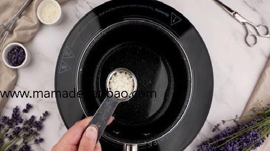 如何制作薰衣草油（制作薰衣草浸泡油）